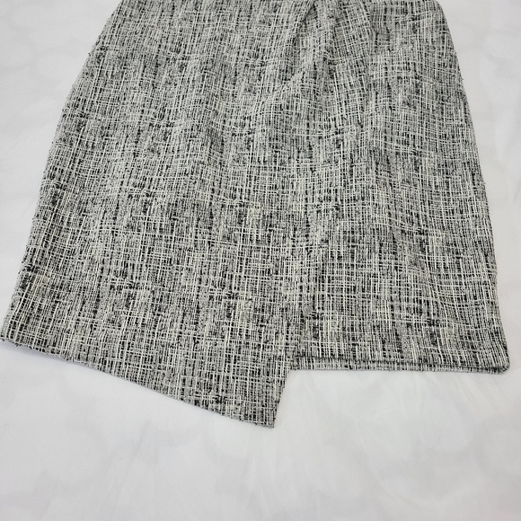 Express Black‎ and White Patterned Dress Size Large - Picture 7 of 12